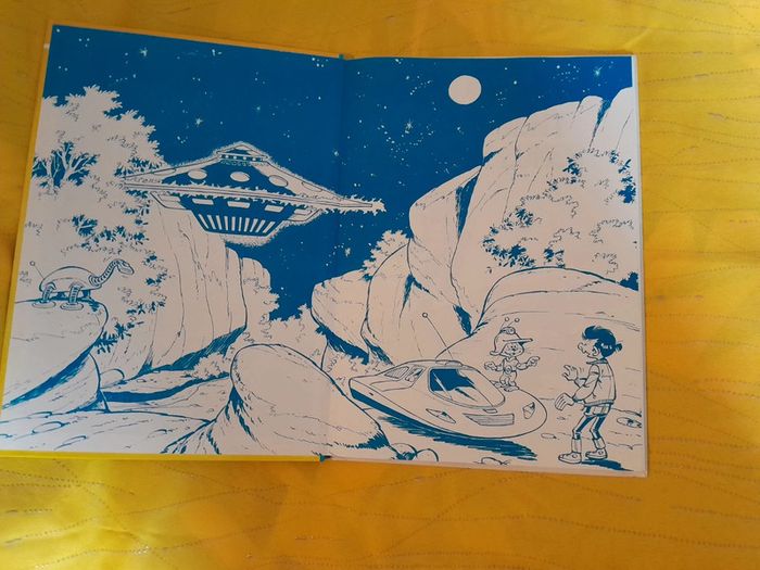 BD Vintage (1994) Le scrameustache : Le continent des deux Lunes - photo numéro 2