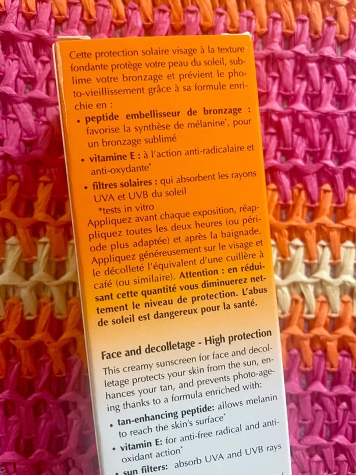 Crème solaire protectrice SPF 50 visage et décolleté 50 ml - photo numéro 8