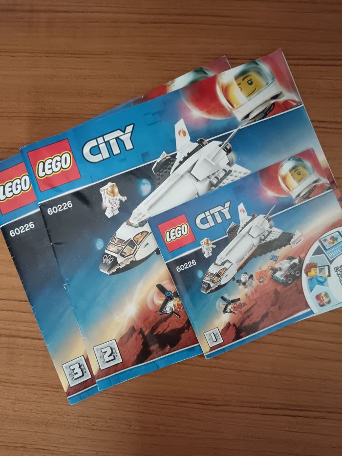 Lego 60226 la navette spatiale - photo numéro 4