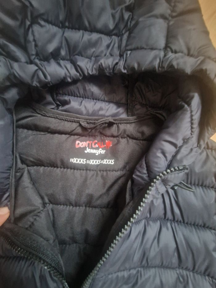Doudoune fille jennyfer taille XXXS - photo numéro 2