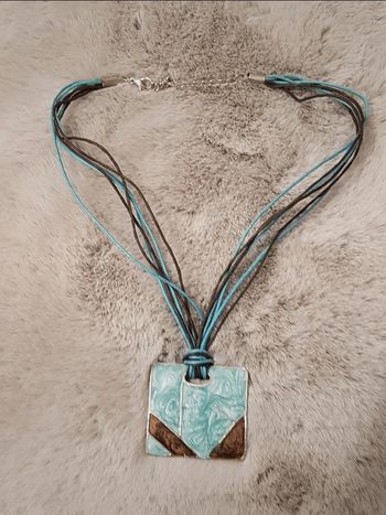 Collier fantaisie turquoise et marron