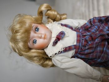 🎀 Poupée 11 – Poupée de collection 40 cm – Tête en porcelaine – Style ancien classique