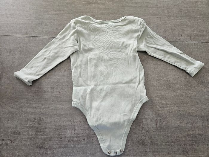 Lot de 4 bodys - photo numéro 9