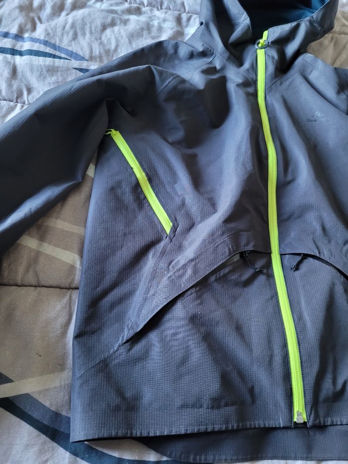 coupe vent imperméable queshua 12/13ans (7e) - photo numéro 2
