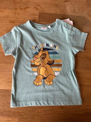 Tee shirt le roi lion Disney