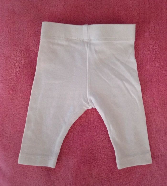 Ensemble Kiabi taille 1 mois en très bon état - photo numéro 4