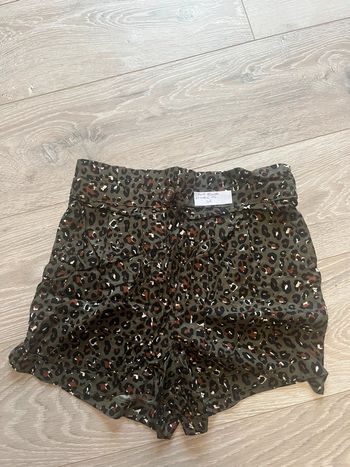 Short fluide kaki léopard