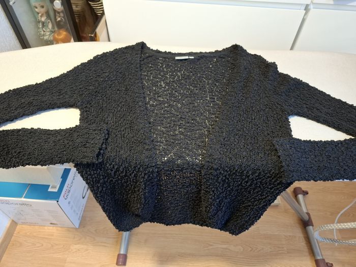 Joli gilet femme YFT noir XL maille ajourée très bon état - photo numéro 2