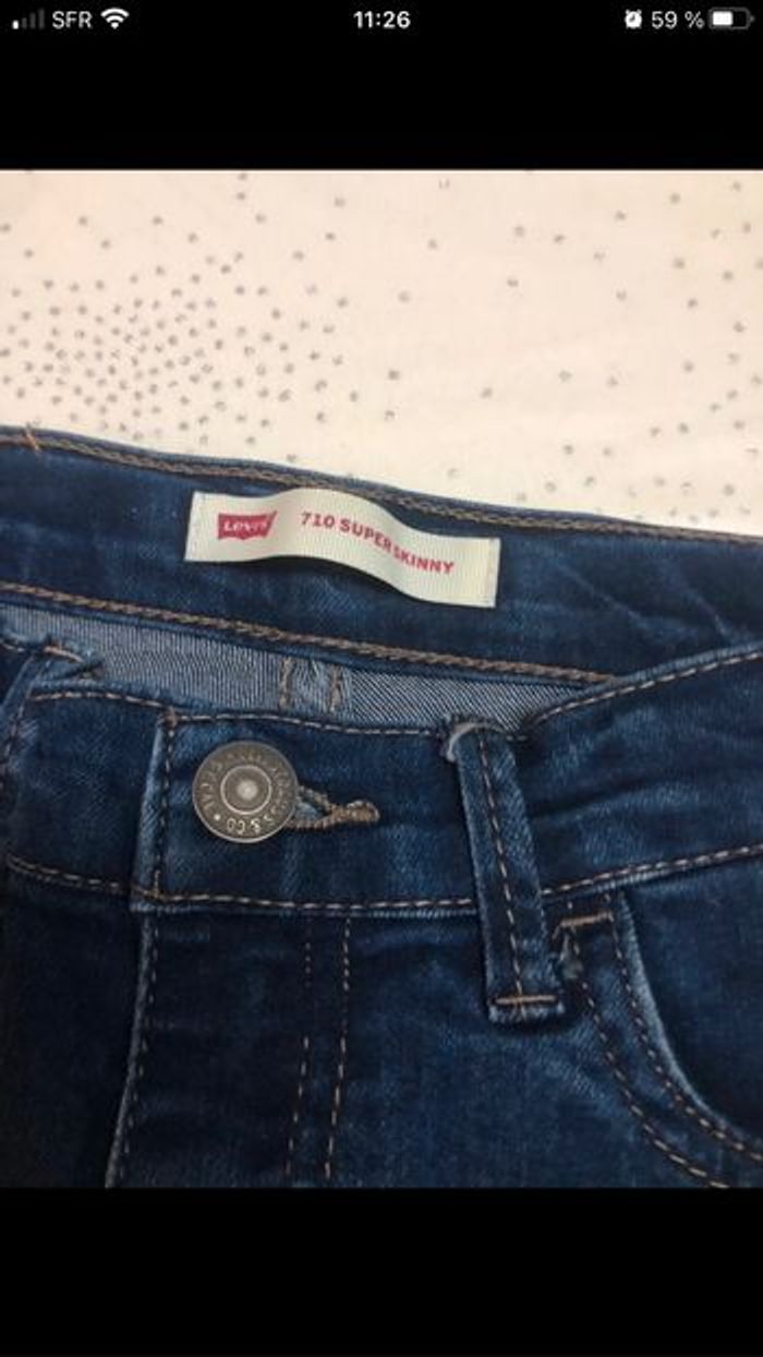 Lot jeans levi’s veste et tee shirt 8 ans fille - photo numéro 3