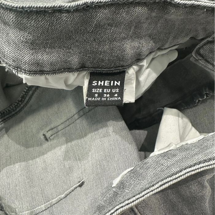 Jean skinny taille S Shein - photo numéro 3