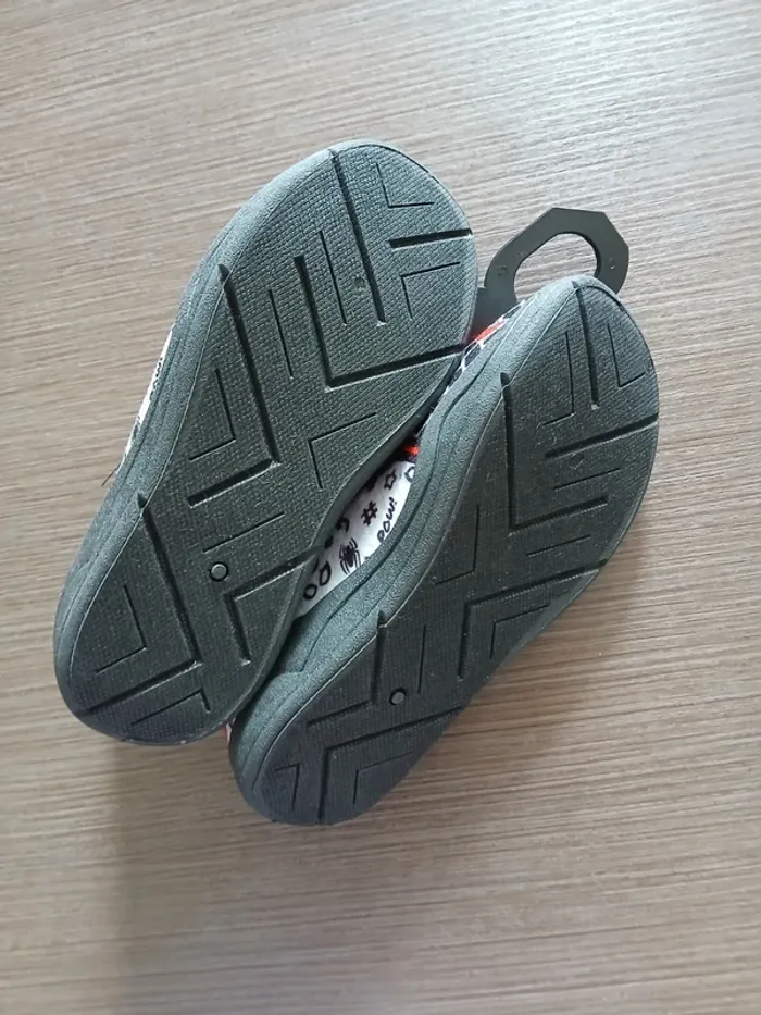 Chaussons garçon marvel spiderman 30 - photo numéro 3