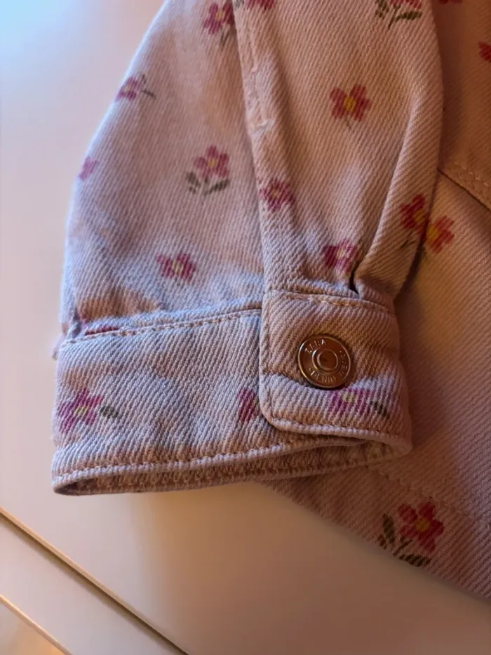 Chemise en jeans rose fleurs ZARA 4-5Y/110cm - photo numéro 5