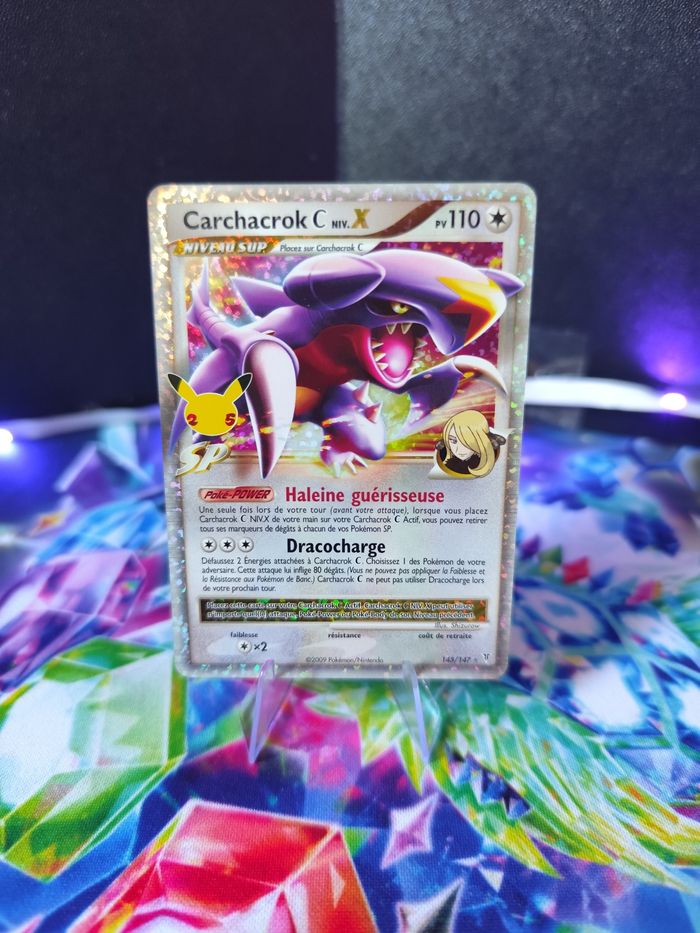 Carte pokémon neuve 🇨🇵 Carchacrok 145/147 Célébration 25 ans - photo numéro 2