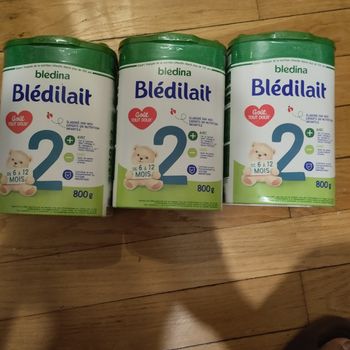 3 boite Lait blédilait 2 âge