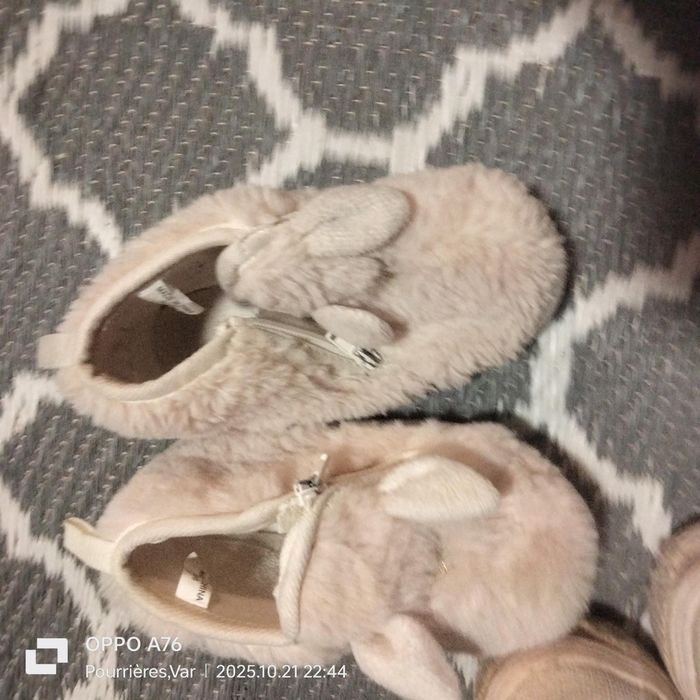 Chaussure enfant taille 22 - photo numéro 3