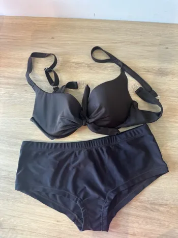 Maillot de bain 2 pièces shorts