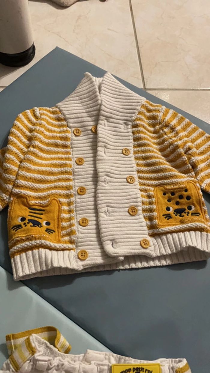 Ensemble 6 mois - photo numéro 4