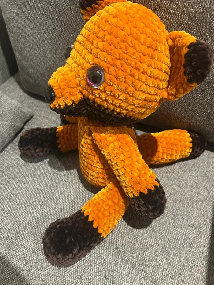 Gros renard en tricot fait main - photo numéro 2