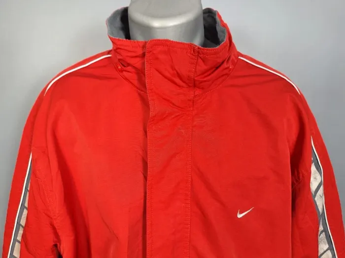 Blouson vintage nike homme rouge taille 2XL  brodé (254) - photo numéro 2