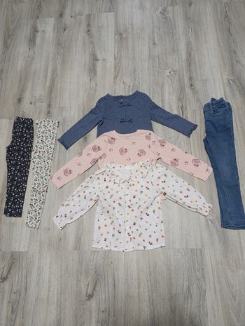 Lot vêtements fille 2 à 4 ans 