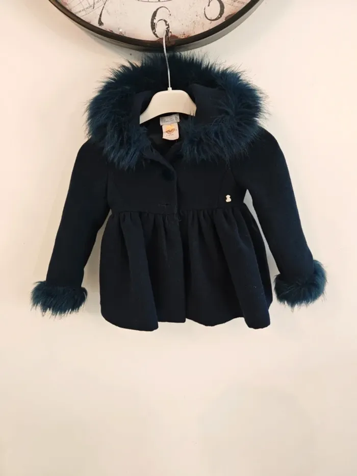 Manteau enfant bleu marine chic avec fausse fourrure 2 ans
