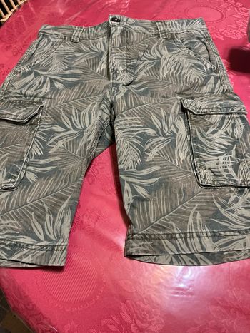 Bermuda 11/12 ans motif feuillage neuf