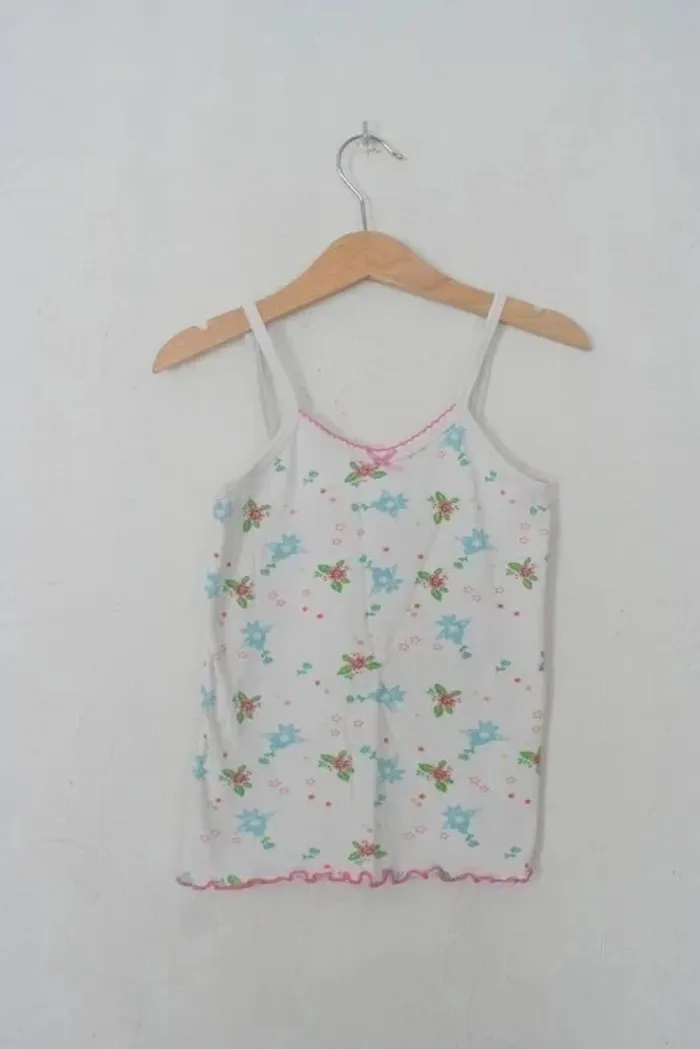 Lot de 5 maillots de corps taille 8 et petit 10 ans