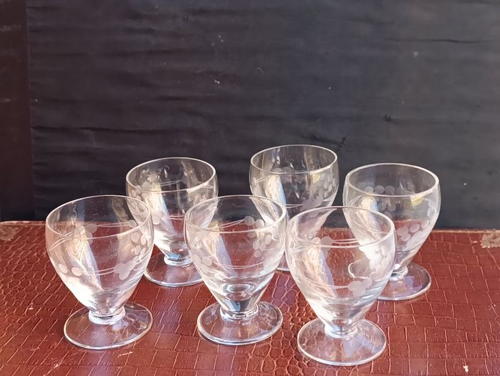 6 petits verres fins - photo numéro 2