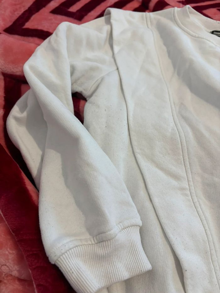 Pull blanc - photo numéro 2