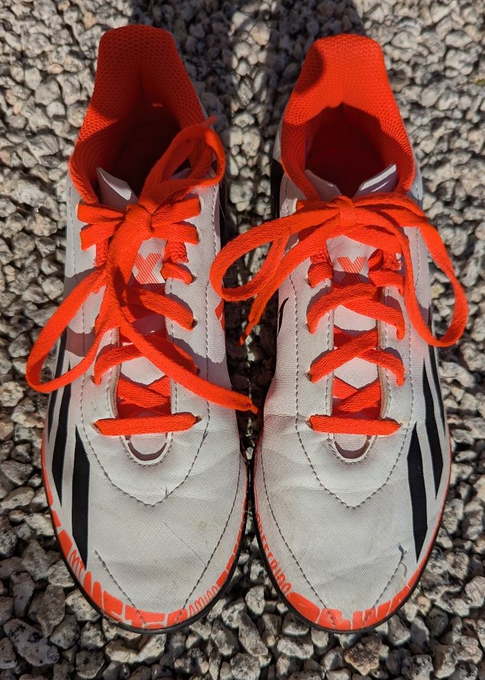 Crampons de foot Adidas pour terrain synthétique - photo numéro 4