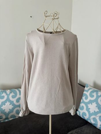 Pull léger Kiabi taille 12 ans , crème beige , fille