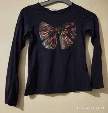 T shirt a noeud papillon