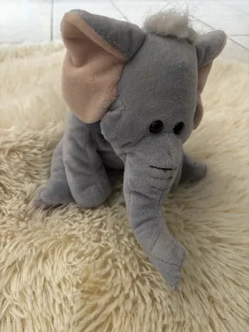 Peluche éléphant