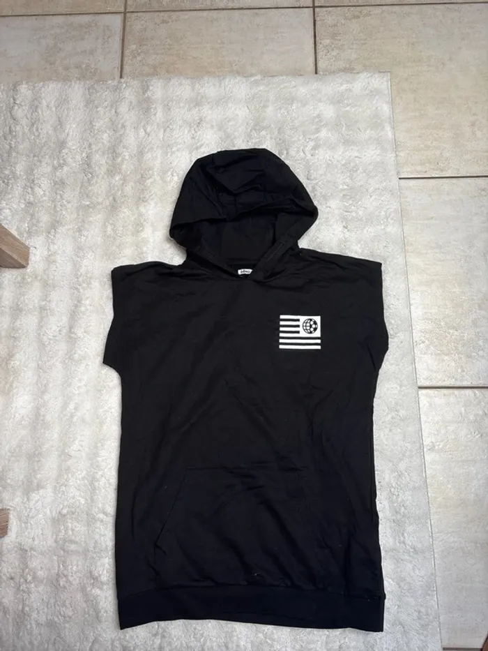 T-shirt à capuche