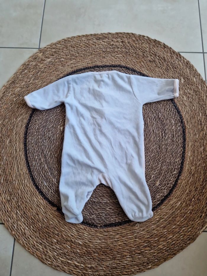 Joli pyjama 1 pièce taille 3 mois - photo numéro 2
