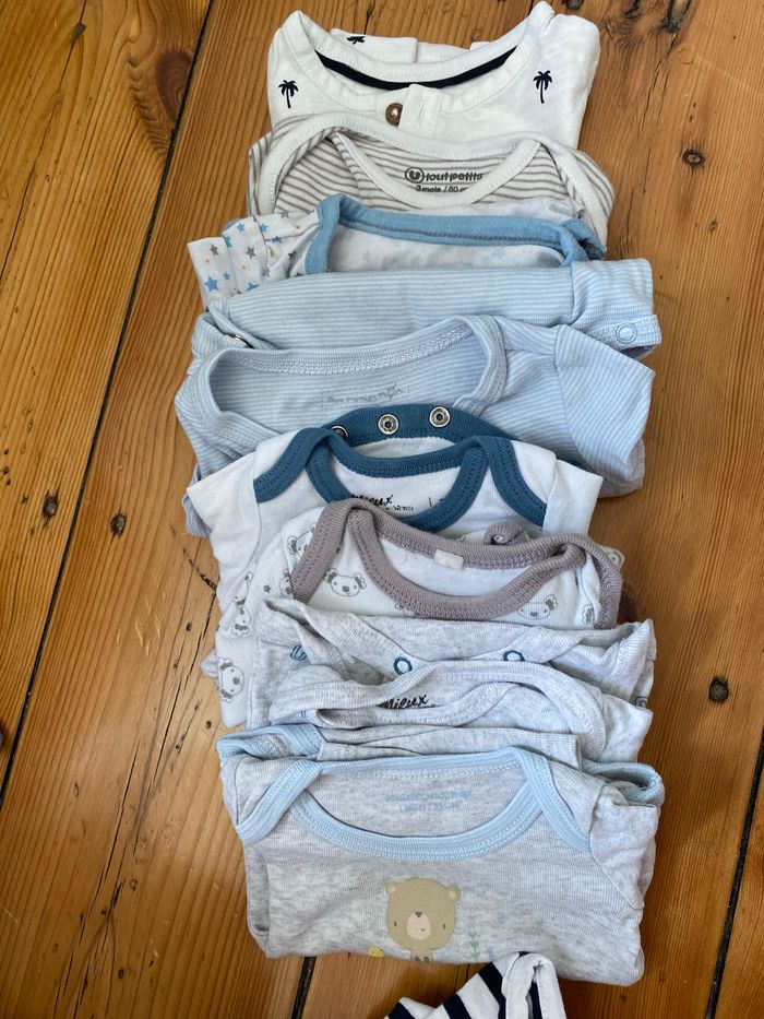 Lot vêtement 1 mois - photo numéro 2