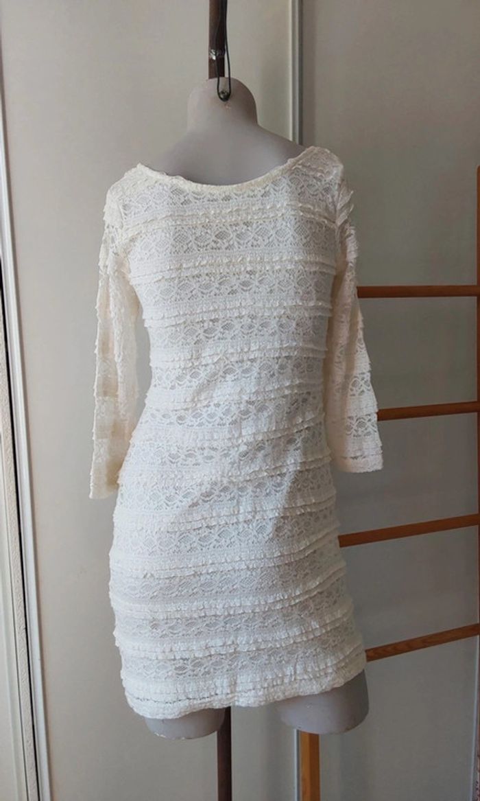 Robe shabby romantique dentelle doublée satin T 38 - photo numéro 3