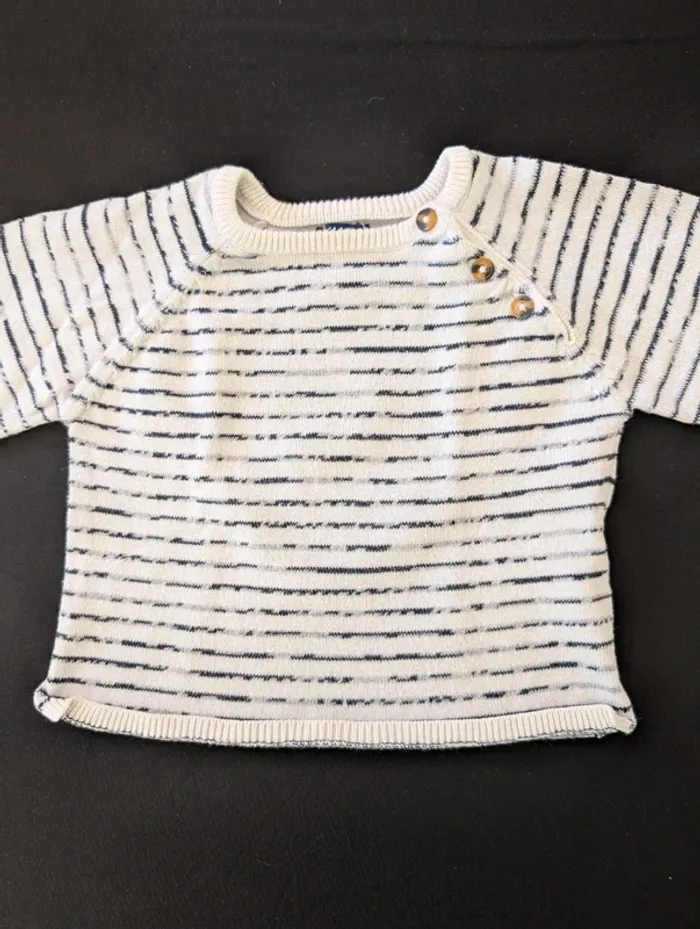 Beau pull rayé dégradé