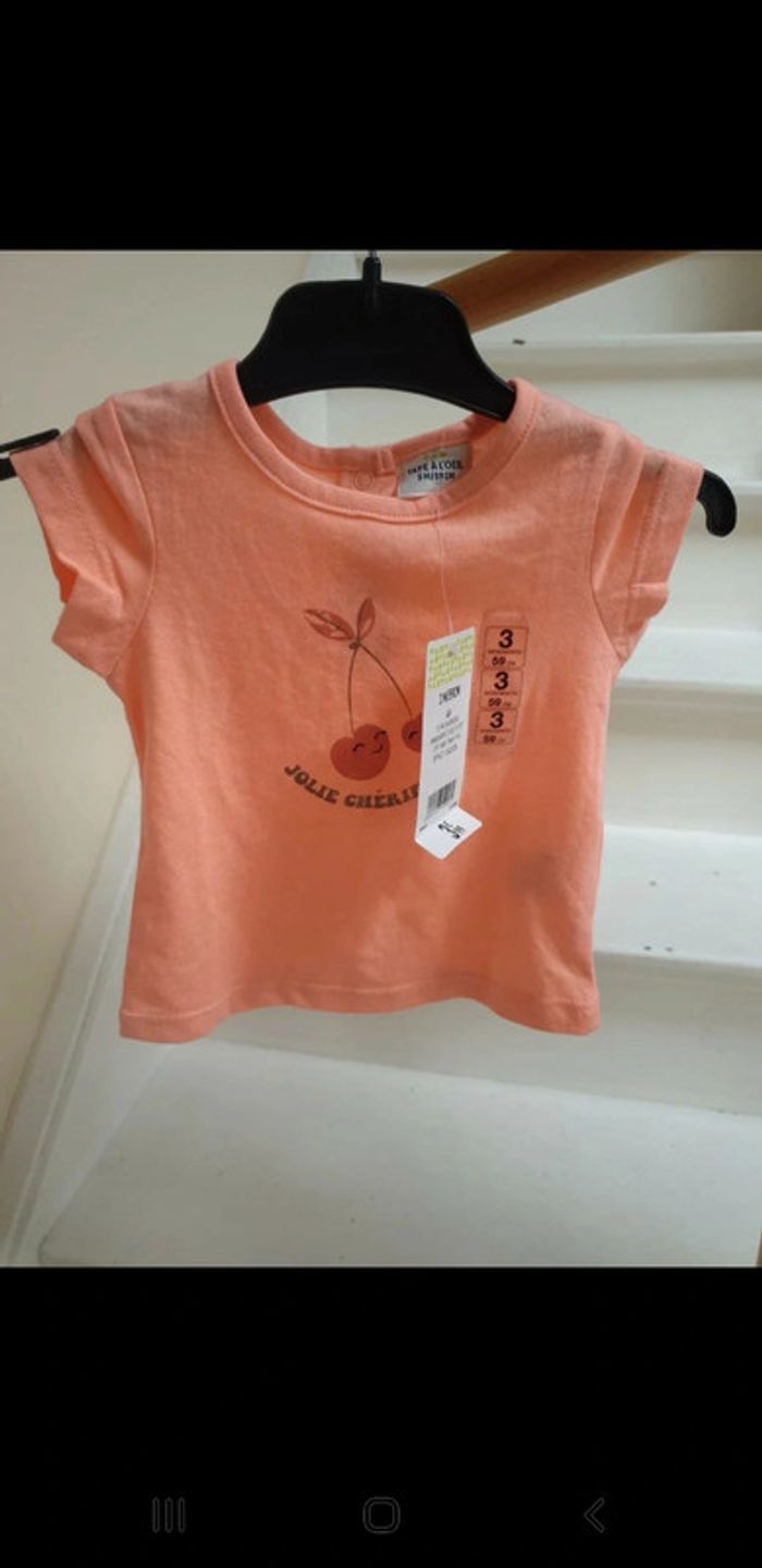 Lot 2 T shirts / legging neuf taille 3 mois - photo numéro 4