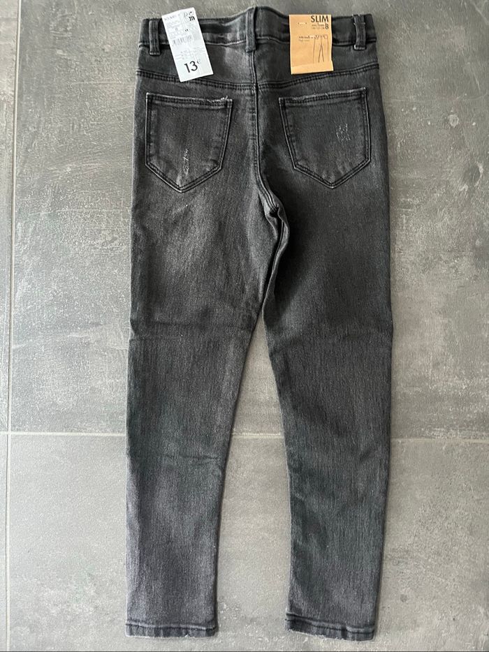 Pantalon neuf 8 ans - photo numéro 2