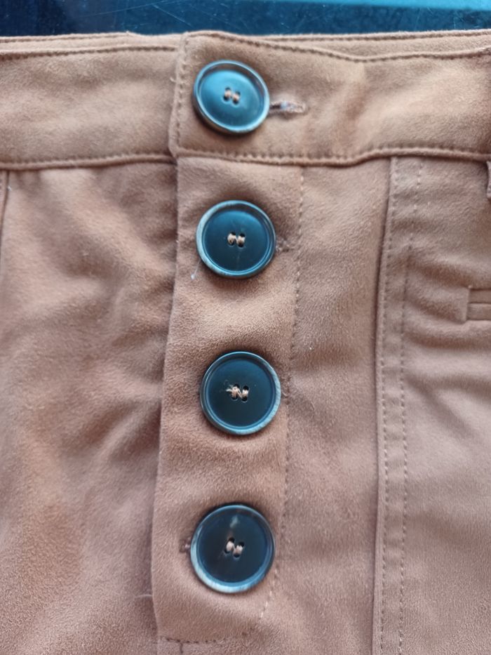 Mini jupe femme zara en daim marron M très bon état - photo numéro 3