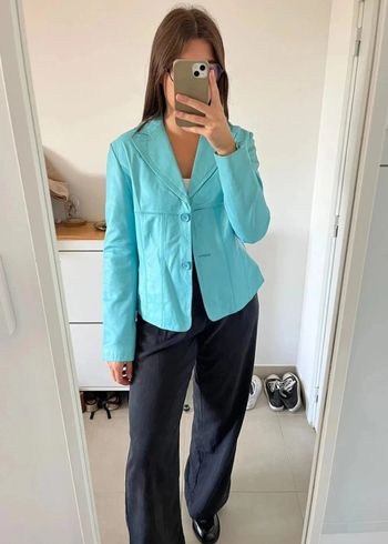 Veste de blazer en cuir turquoise de la marque Arturo