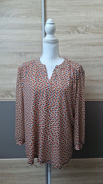 Blouse manches 3/4.