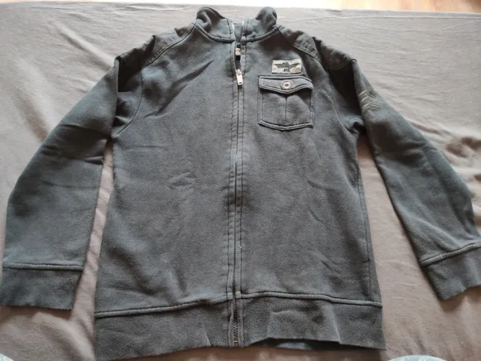 Veste zippée noire aigle