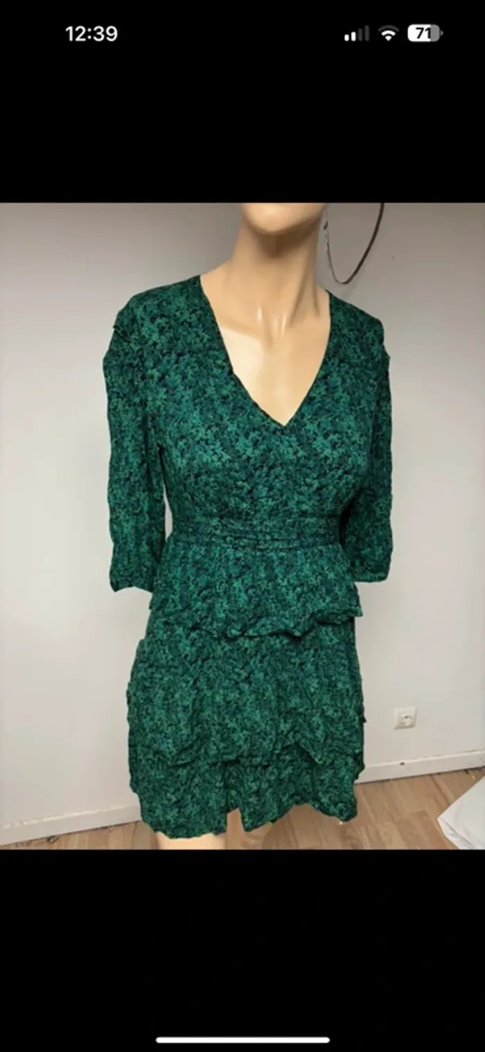 Sublime robe Ba&sh, neuve et jamais portée, en taille S. - photo numéro 13