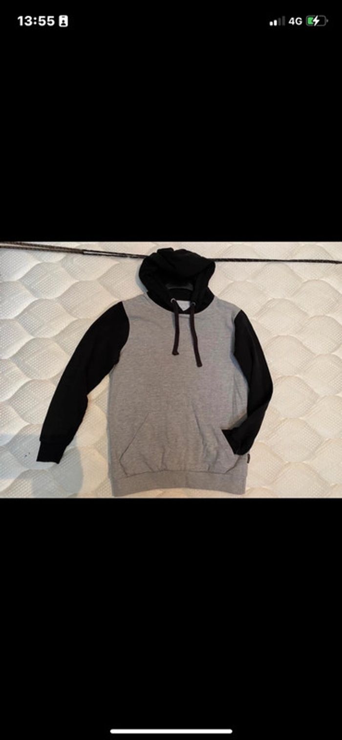Pull Sweat à capuche