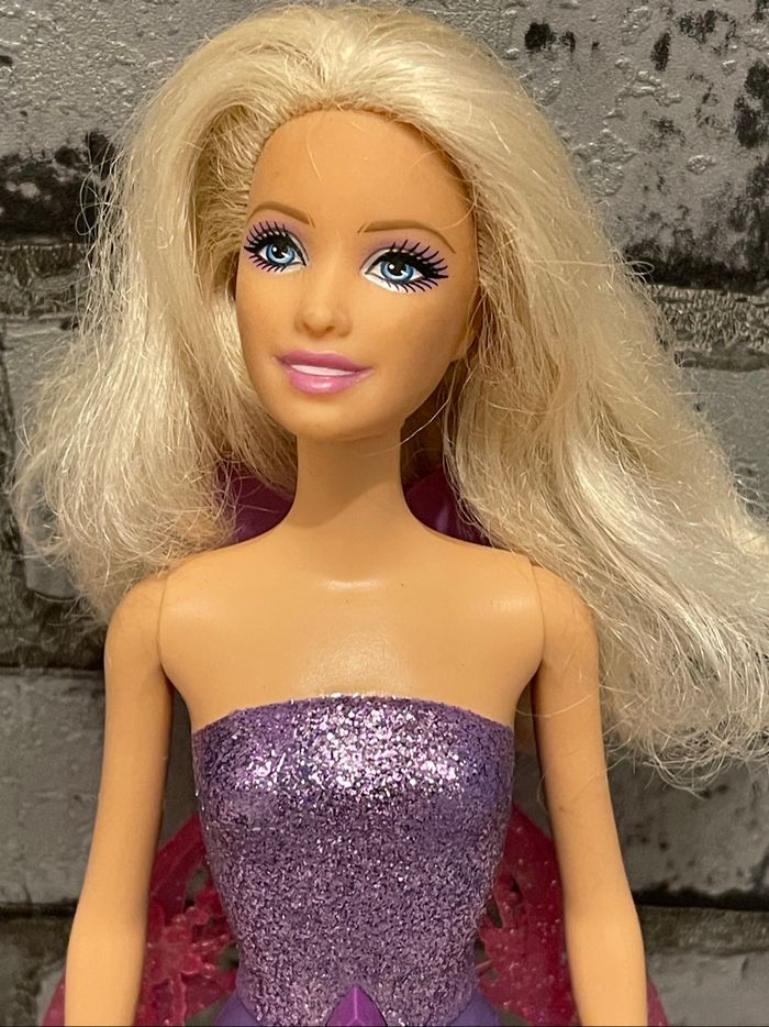 Poupée barbie - photo numéro 2