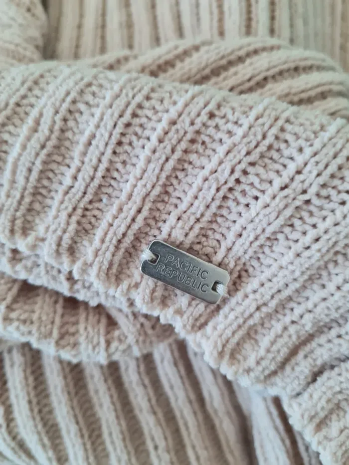 Pull Taille S - photo numéro 6