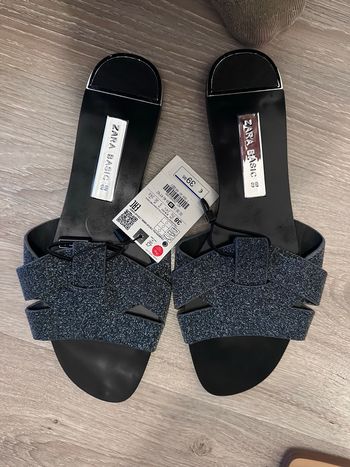 Sandales plates Zara