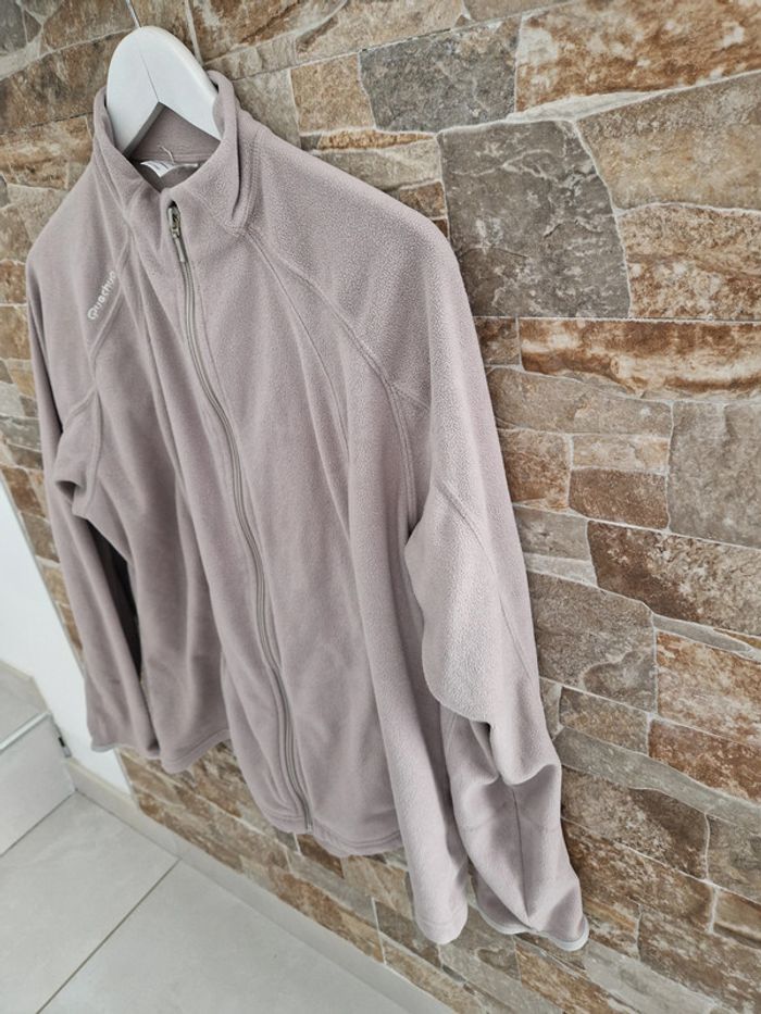 1 veste polaire gris marque Quechua taille 2xl - photo numéro 3